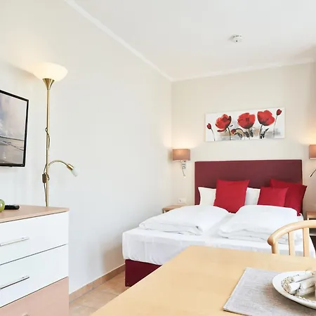Moderne Mit Balkon - Ostseeurlaub In Apartment *